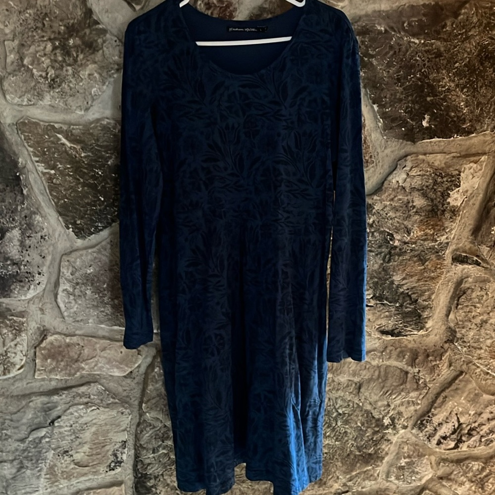 Graceful below knee length tee shirt dress/ tunic